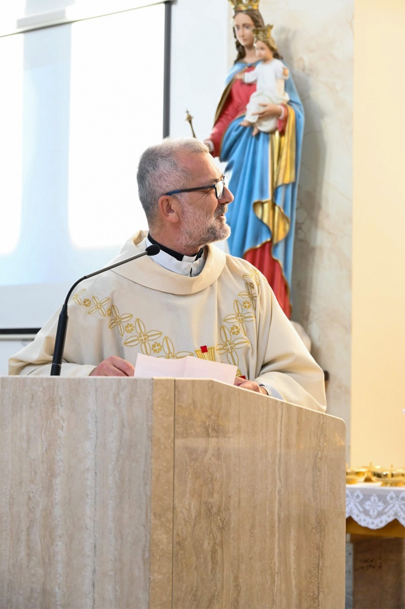 www.monfortanci.com - Misionari Monfortanci - Družba Marijina