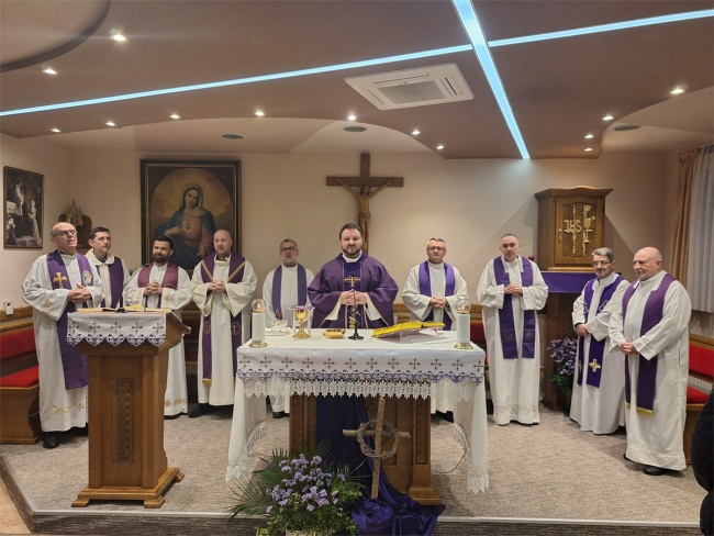 www.monfortanci.com - Misionari Monfortanci - Družba Marijina
